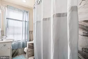 7254 Dicks Ave, Philadelphia, PA 19153 - Photo 9