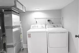 810 Watkins St, Philadelphia, PA 19148 - Photo 9