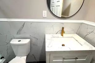 810 Watkins St, Philadelphia, PA 19148 - Photo 7