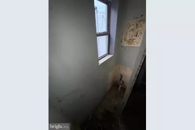 2022 S Simpson Street, Philadelphia, PA 19142 - Photo 15