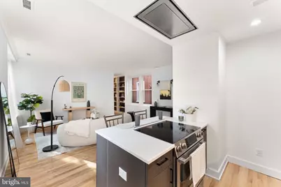 242 S 13th Street #E, Philadelphia, PA 19107 - Photo 3