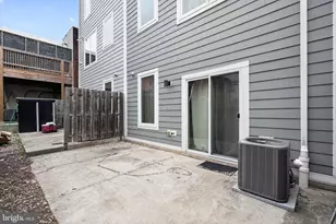 606 W Jefferson St, Philadelphia, PA 19122 - Photo 43