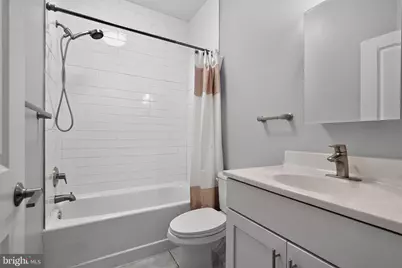 606 W Jefferson Street, Philadelphia, PA 19122 - Photo 17