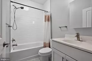 606 W Jefferson St, Philadelphia, PA 19122 - Photo 17