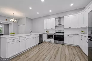 1212 N 59th St, Philadelphia, PA 19151 - Photo 9