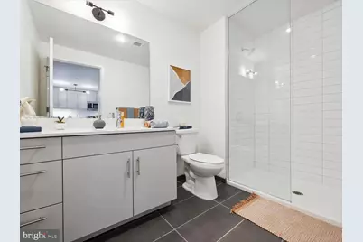 569 N 5th Street #915, Philadelphia, PA 19123 - Photo 9