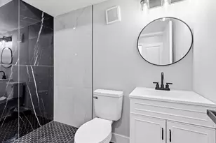 861 N 15th St, Philadelphia, PA 19130 - Photo 19
