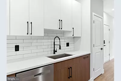 861 N 15th Street, Philadelphia, PA 19130 - Photo 7
