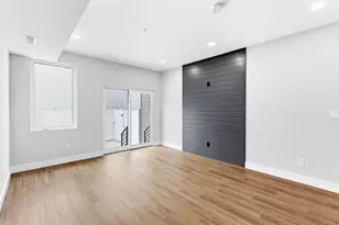 861 N 15th St, Philadelphia, PA 19130 - Photo 9