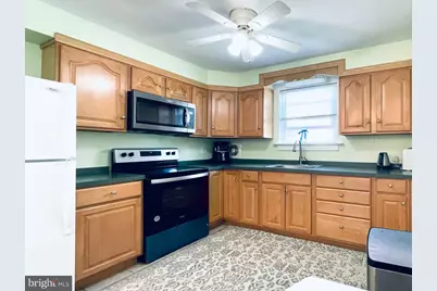 7826 Brier Street, Philadelphia, PA 19152 - Photo 9