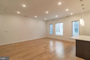 2137 E Firth St, Philadelphia, PA 19125 - Photo 3