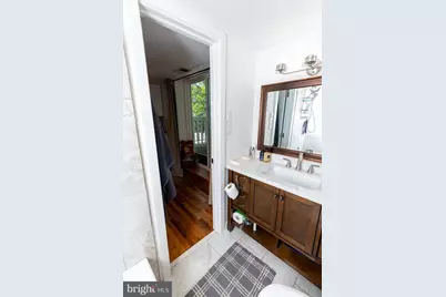 1915 Pemberton Street #3, Philadelphia, PA 19146 - Photo 15