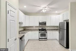 15070 Dahlia Dr, Philadelphia, PA 19116 - Photo 9