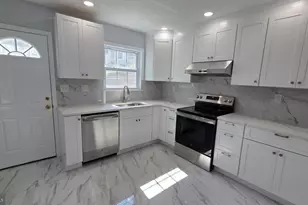 1810 E Albert St, Philadelphia, PA 19125 - Photo 5