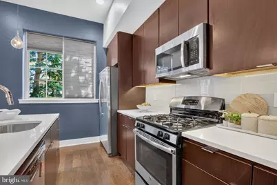 1343 S Bouvier Street, Philadelphia, PA 19146 - Photo 11