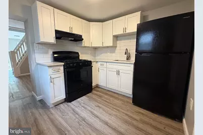 2528 Collins Street, Philadelphia, PA 19125 - Photo 3