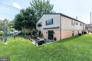 741 Brighton St, Philadelphia, PA 19111 - Photo 31