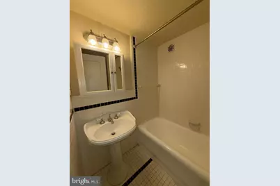 1324 Locust Street #206, Philadelphia, PA 19107 - Photo 19