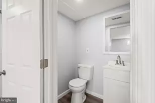 1870 Pratt St, Philadelphia, PA 19124 - Photo 17