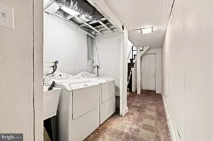 1969 Ashley St, Philadelphia, PA 19138 - Photo 21
