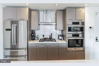 620 N 3rd Street #4B, Philadelphia, PA 19123 - Photo 11