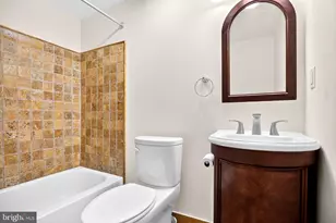 334 S 12th St, Philadelphia, PA 19107 - Photo 17