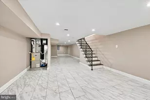 1702 S 16th St, Philadelphia, PA 19145 - Photo 25