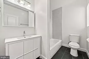 1702 S 16th St, Philadelphia, PA 19145 - Photo 15