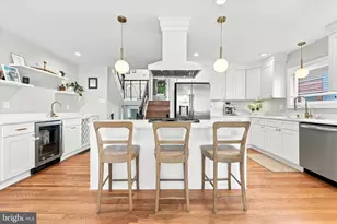 557 Livezey St, Philadelphia, PA 19128 - Photo 5