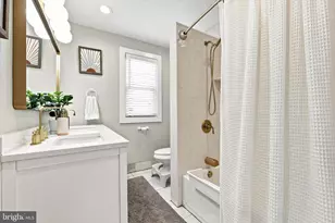 557 Livezey St, Philadelphia, PA 19128 - Photo 23