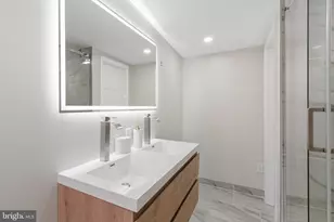 1203 Moore St, Philadelphia, PA 19148 - Photo 21