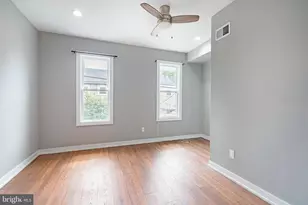 168 Green Ln, Philadelphia, PA 19127 - Photo 7