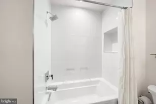 1517 Brown St, Philadelphia, PA 19130 - Photo 29