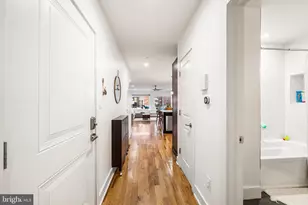1517 Brown St, Philadelphia, PA 19130 - Photo 3