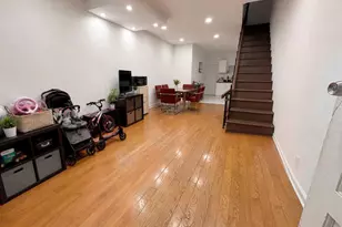 2209 S Hemberger St, Philadelphia, PA 19145 - Photo 3