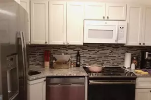 2034 Delancey Pl, Philadelphia, PA 19103 - Photo 11
