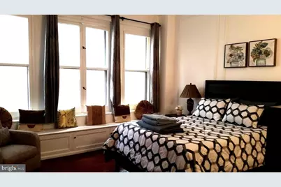 2034 Delancey Pl #2R, Philadelphia, PA 19103 - Photo 7