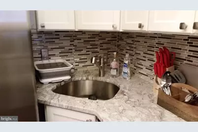 2034 Delancey Pl #2R, Philadelphia, PA 19103 - Photo 13