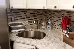 2034 Delancey Pl, Philadelphia, PA 19103 - Photo 13