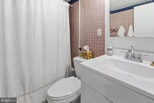 200 Locust St, Philadelphia, PA 19106 - Photo 27