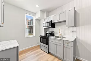 6511 Linmore Ave, Philadelphia, PA 19142 - Photo 9