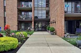 6403 Delaire Landing Rd, Philadelphia, PA 19114 - Photo 5
