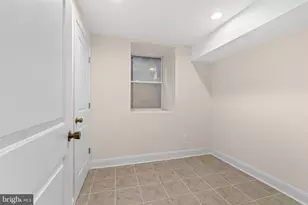1017 S Bouvier St, Philadelphia, PA 19146 - Photo 17