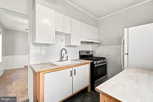 135 Hermit St, Philadelphia, PA 19127 - Photo 11