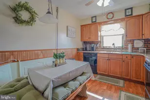 1231 Hemlock Dr, Philadelphia, PA 19116 - Photo 13