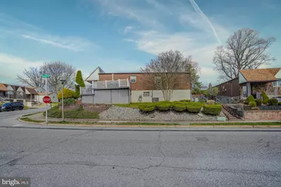 1231 Hemlock Drive, Philadelphia, PA 19116 - Photo 3