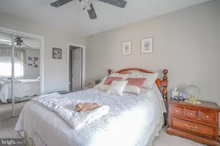 1231 Hemlock Dr, Philadelphia, PA 19116 - Photo 17