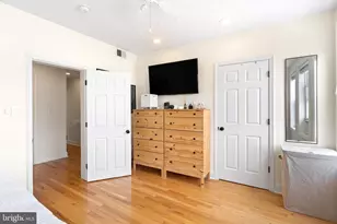340 Monroe St, Philadelphia, PA 19147 - Photo 23