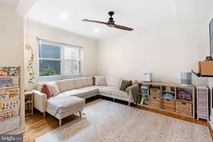 340 Monroe St, Philadelphia, PA 19147 - Photo 11