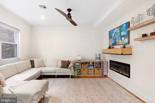340 Monroe St, Philadelphia, PA 19147 - Photo 11